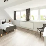 City Apartment I Zentral, Modern, Mit Einzelbetten